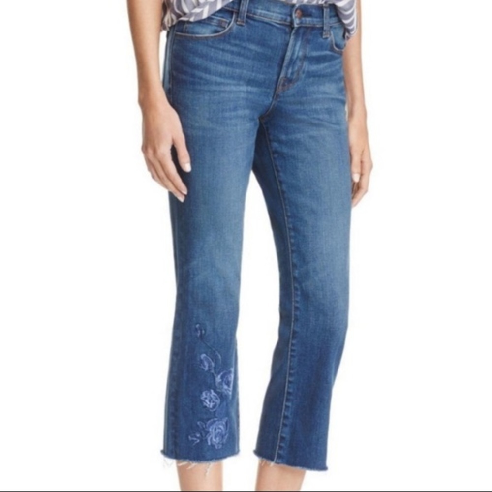 J Brand Cropped Jeans Raw Hem with floral detail SIZE 26